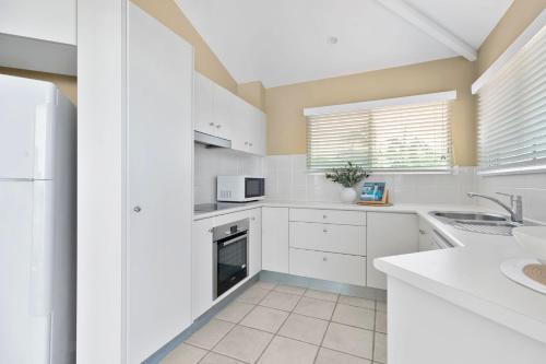 9 Parkshores - Enjoy an Escape in the Perfect Penthouse Apartment - image 2