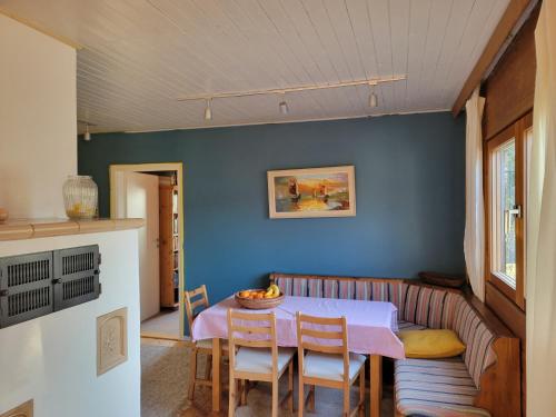 Iekārtas, Gemütliches Ferienhaus mit grossem Garten, ideal für Naturliebhaber (Gemutliches Ferienhaus mit grossem Garten, ideal fur Naturliebhaber) in Gerhardshofen