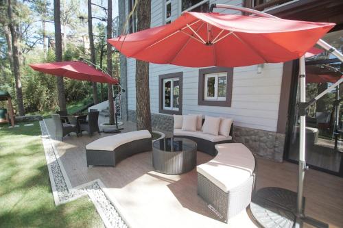 Garden, One house UNIT 1 Your Luxury home in Baguio