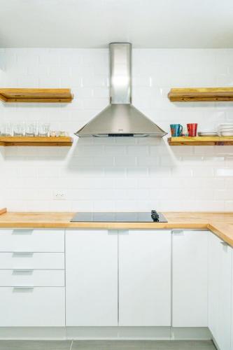 Dapur, 3 Story Penthouse with Ocean Views in Vega Alta