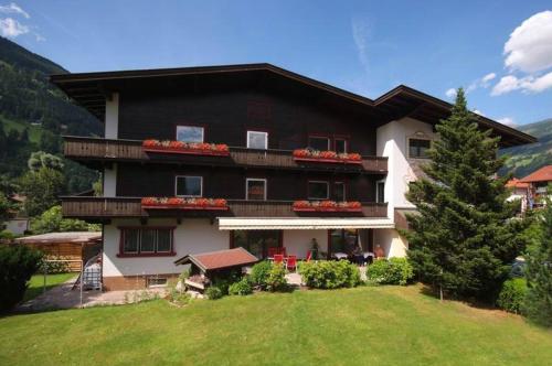 Hotel Garni Maximilian, Zell am Ziller bei Hochfugen