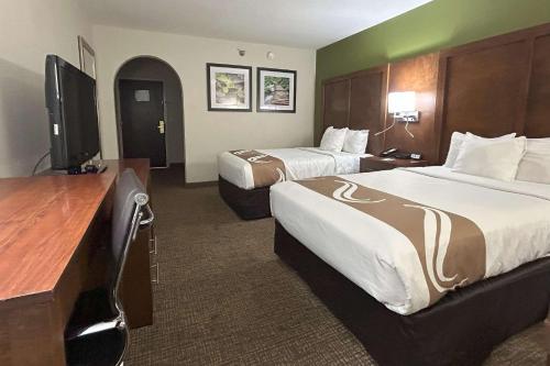 Quality Inn & Suites Tarboro - Kingsboro - Tap to explore photos