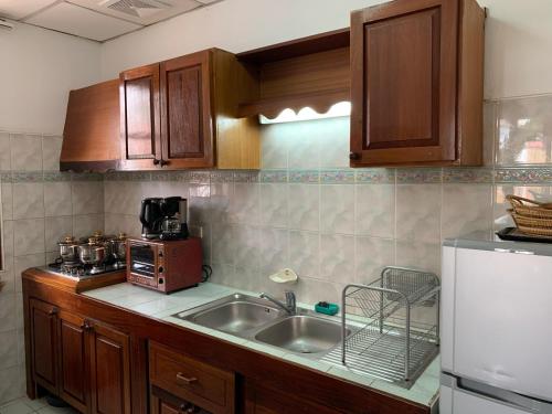 Khunta Residence 1 Bedroom Apartment - image 2