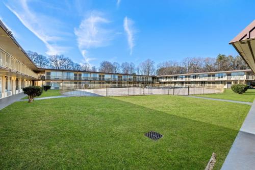 Rodeway Inn Rodeway Inn