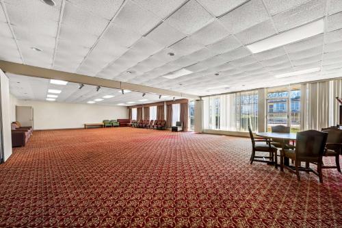 Rodeway Inn Rodeway Inn