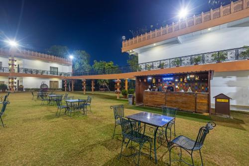 Exterior view, Aapno Ghar Resort in Manesar