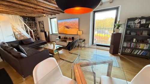 Family apartment, next to Versailles Palace in Buc