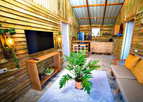 Létesítmények, Natural Retreat with Jacuzzi and Stunning Views in Vista al Valle in Y Griega