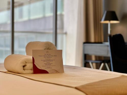 Straits Suite image 1