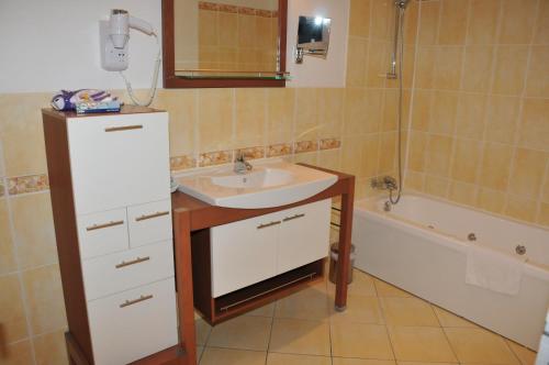 Hôtellerie Nouvelle de Villemartin Room Type - Double Room