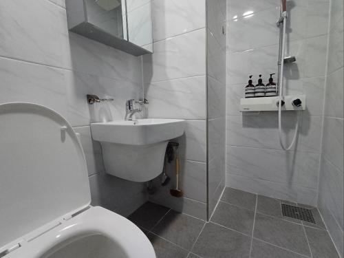 6#Seoul#Daelim Station#Two Room#Free Wifi#Netflix, Soul (fotografie 10)