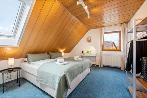 Ferienwohnung "Ruhe und Weitblick" Perfekte Anbindung in Illingen