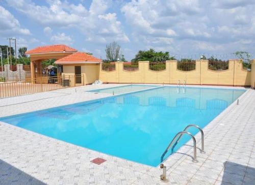Uima-allas, Ore-home stay in Soroti