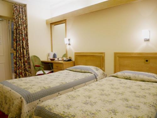 Gresham Hotel, London (photo 9)