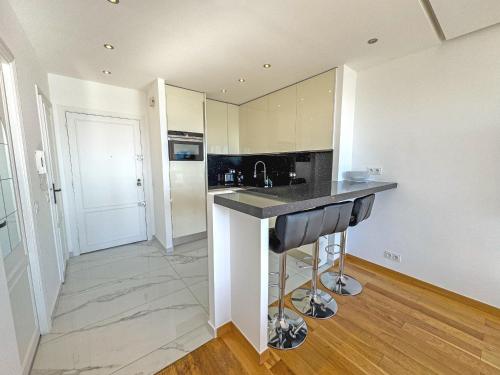 CARIATIDES STUDIO - PROMENADE HOLIDAY, Nice (fotografie 7)