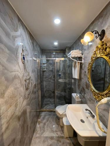 Standard Triple Room image 1