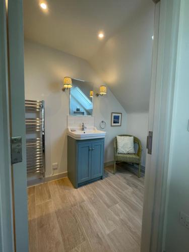 Pettits Barn in Inkpen