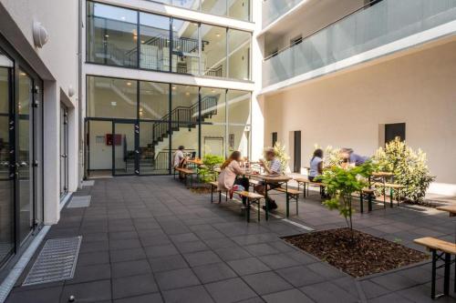 AR City Hotel Berlin - image 4