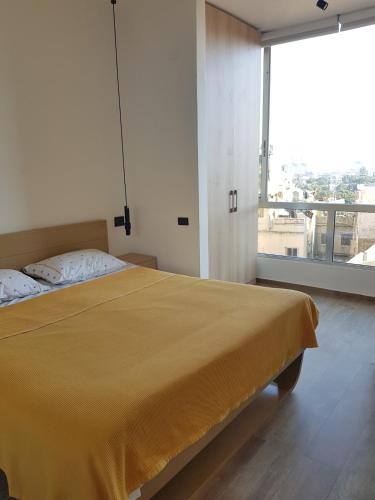Stylish 2 Bedroom Apartment - image 10