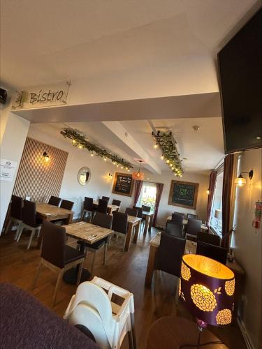 ห้องอาหาร, Twin Oaks Hotel in เชสเตอร์ไฟล์