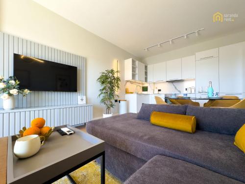 One-Bedroom Apartment image 10