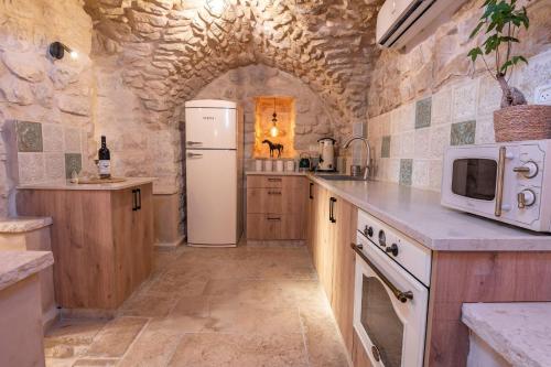 טירת רונית, Safed (fotografie 6)