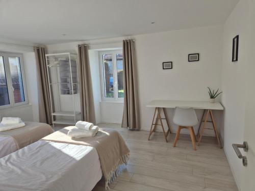 Campagne - appartement rénové avec 2 chambres (Campagne - appartement renove avec 2 chambres) in La Broye