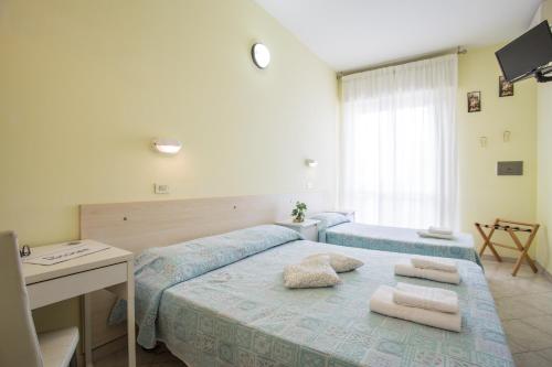 Hotel SantAngelo Located in Fogliano Marina / Marano, Hotel SantAngelo is a perfect starting point from which to explore Riccione. The property offers guests a range of services and amenities designed to provide comf