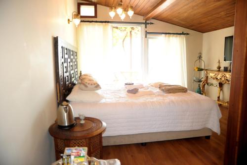 Apartment with Sea View image 2