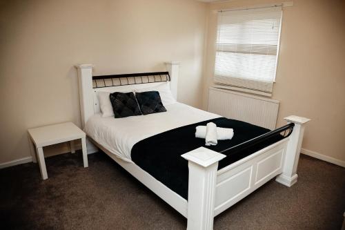 MK City Center House* 2 bed MK City Center House* 2 bed