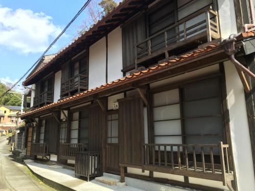 Japanese-Style Townhouse