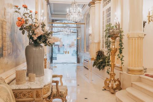 Hotel Manos Premier - main image