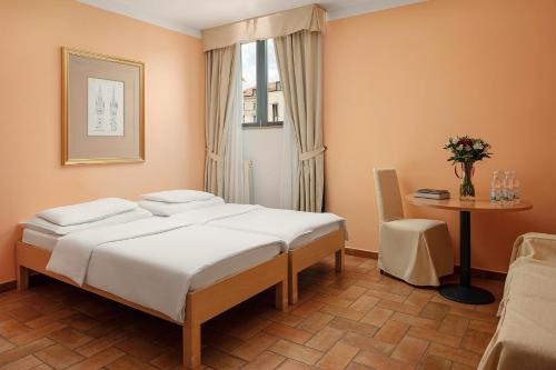 Hotel Roma Prague - image 5