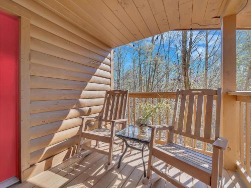 Bear Haven #297 by Aunt Bug's Cabin Rentals - image 2