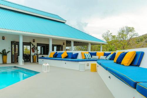 Stunning 4 bed Villa in Bequia St Vincent in Port Elizabeth