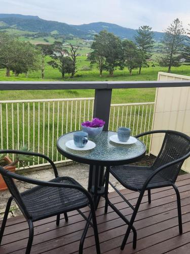 Cosy Studio with valley views