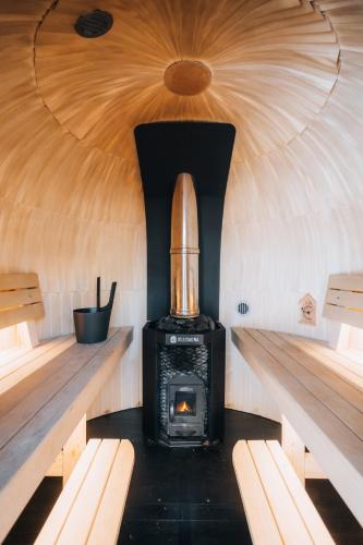 Sauna, Pedaspa Igloo House and Sauna in Hara