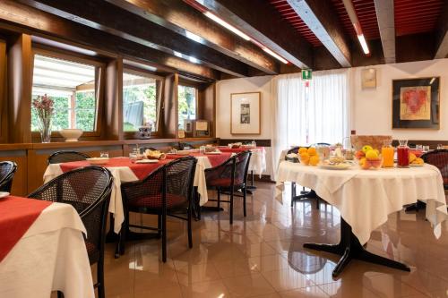 Hotel San Giorgio - image 11
