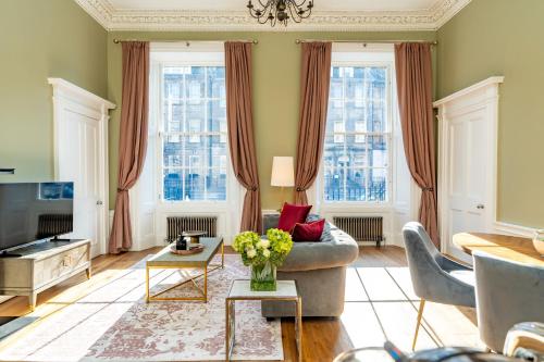 Dragon Suites Luxury Apartments at 8 Albyn Place 2