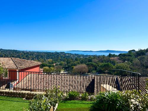 Les Restanques vue mer Capucines 1057