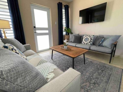 2 Units, 1 Price Group Bundle Sleeps 8 Beach House