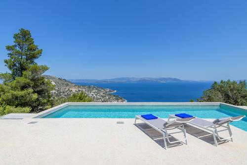 Villa Anasa-Luxury Retreat-Private Pool - Νιμπορειό
