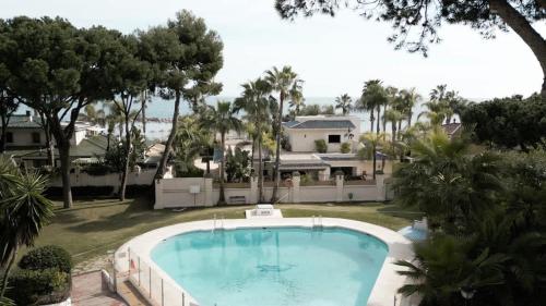 Andalucia del Mar · 3 bedroom apartment in Puerto Banus