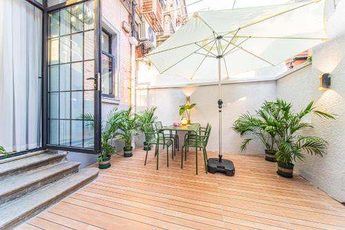 上海小胖纸民宿-南京西路3店-桃之夭夭