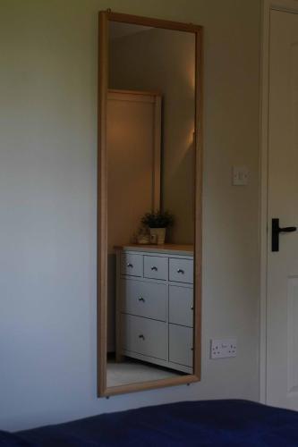 Hook Farm Cottages - image 8
