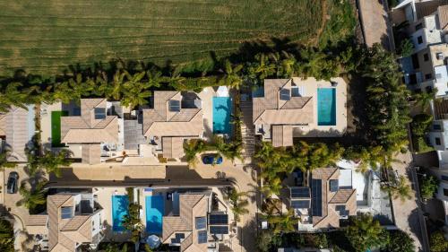 Villa with Private Pool image 5