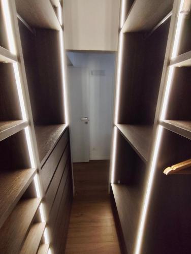 BIG Luxury - California M4