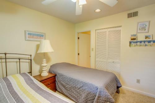 Myrtle Beach Resort Condo 3 Blocks to Ocean! - image 9