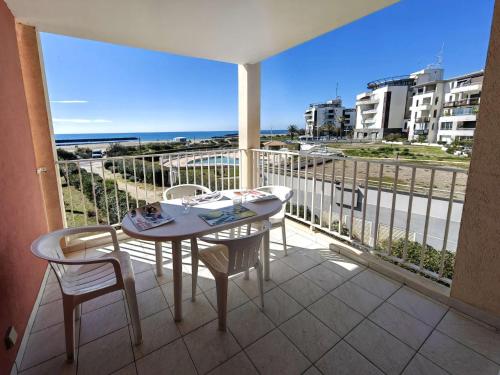 Agreable T3 avec terrasse et grande piscine, a deux pas de la plage - FR-1-607-101 near Pizz'Avenue