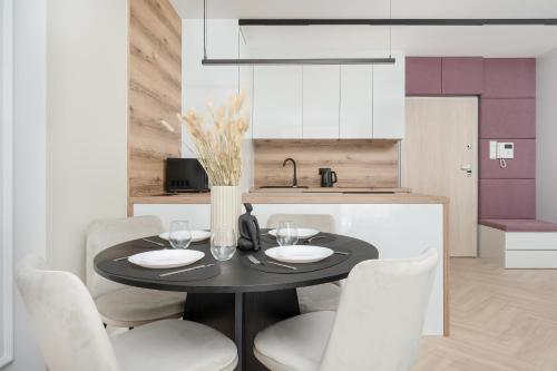 Stylowy Apartament z Balkonem i Wanną by Noclegi Renters, Breslau (Foto 8)